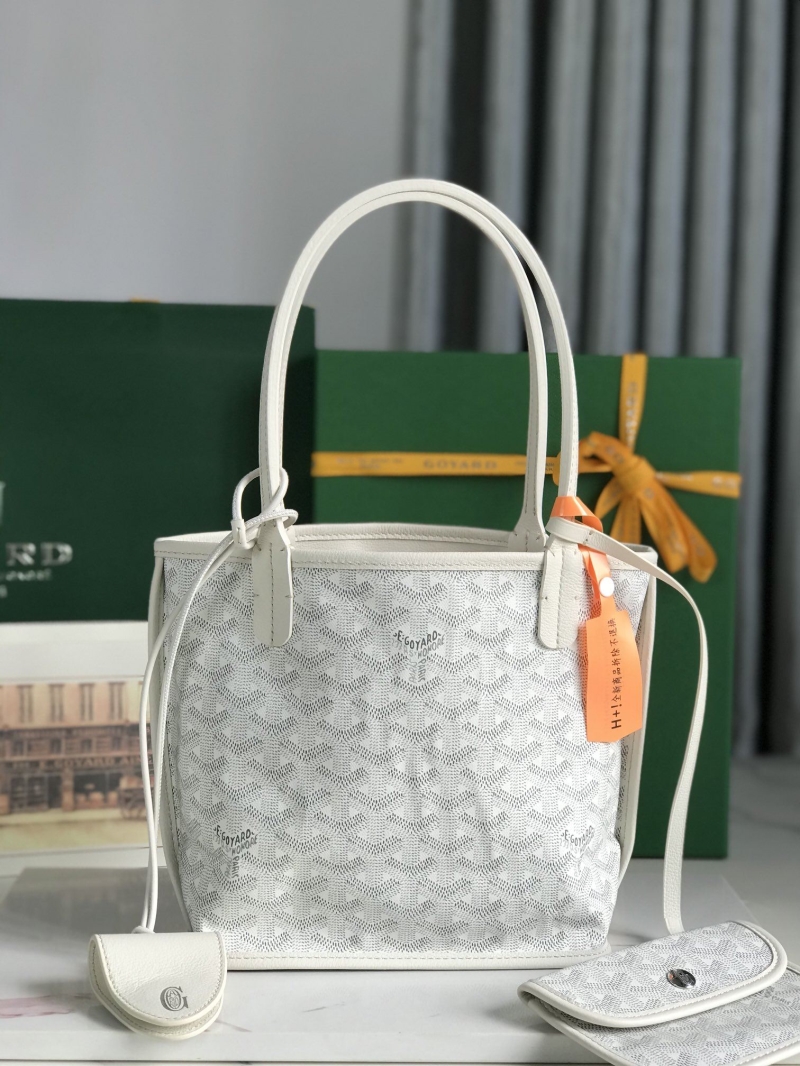 Goyard Shopping Bags